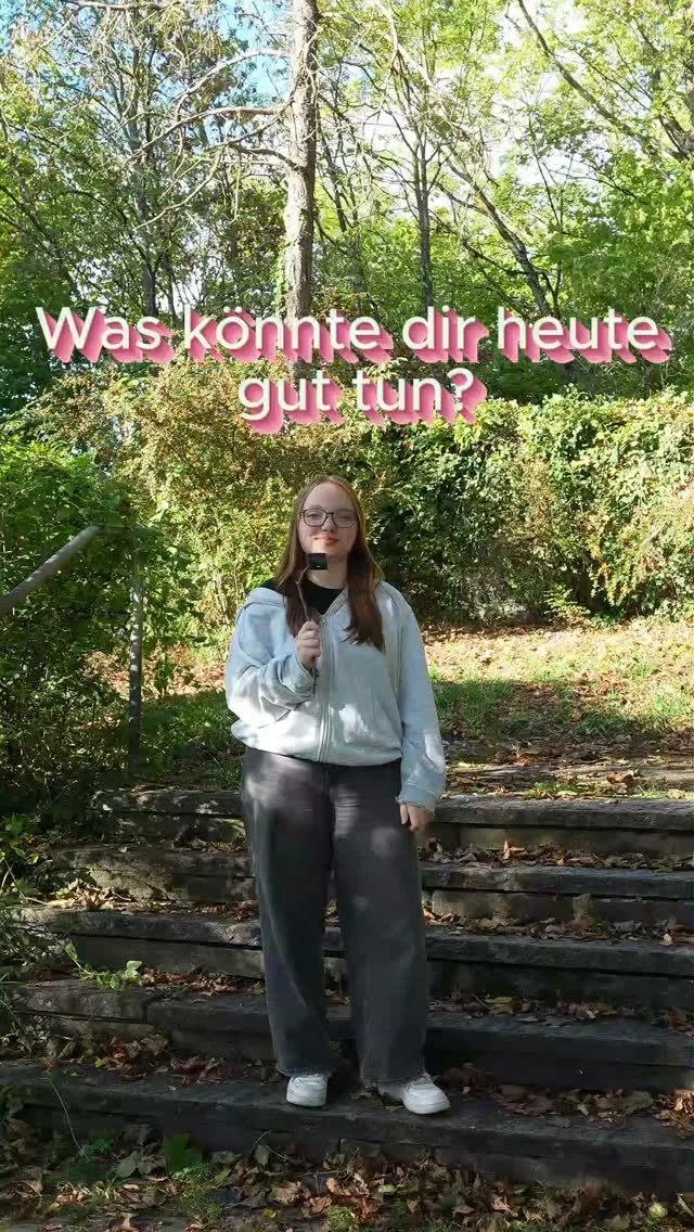 Was würde dir heute gut tun? 🧚‍♂️✨️
Wir haben dem Insta-Team genau diese Frage gestellt!

Was wäre heute ein kleiner Schritt den du für dich selbst tun könntest?
Lass es uns in den Kommentaren wissen👇

#mentalhealth #beratung #unterstützung #imlebenbleiben #krise